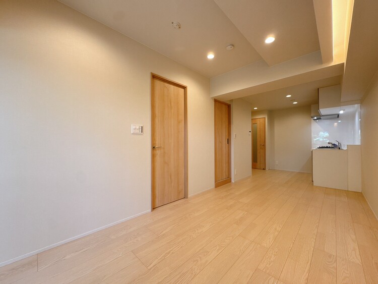 居間 快適に過ごす毎日を求めて、暮らしの中でご自身の「マイホーム」に創り上げてください。