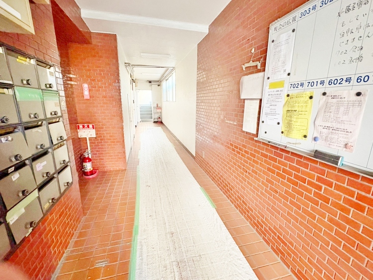 エントランス エントランスは、毎日の行き帰りで使う大事な空間です。