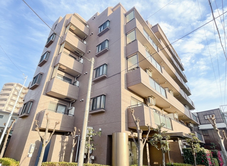 外観 ライフプランニングからローンまで、一貫してご説明させていただきます。お気軽にお問い合わせくださいませ。