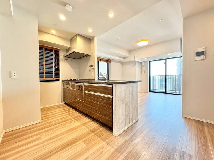 キッチン 洗練されたスタイリッシュなデザイン性と使いやすさを備えた仕様。