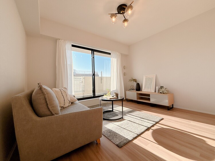 居間 豊かな居住性と、安心感を満たすクオリティが見事に調和した住空間。