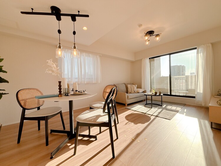 居間 過ごす時間が、たくさんの思い出として紡がれていく場所。