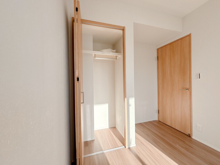 収納 居室にはクローゼットがあり、荷物もスッキリ収納して快適にお過ごしいただけます。