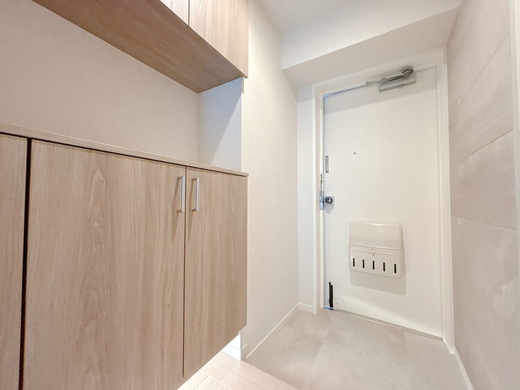 玄関 シューズボックスを完備した玄関です。