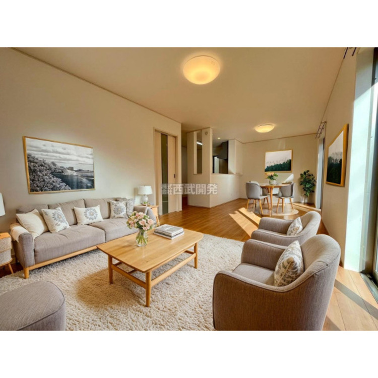 居間 配置してある家具や小物はCGによるイメージです