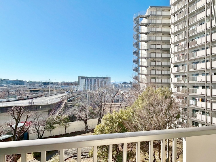 その他 陽当たり・通風・開放感に恵まれた環境です。