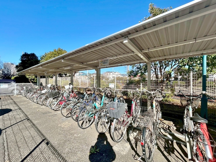 その他 駐輪場も綺麗に整頓されています。※空き状況は都度ご確認下さい。