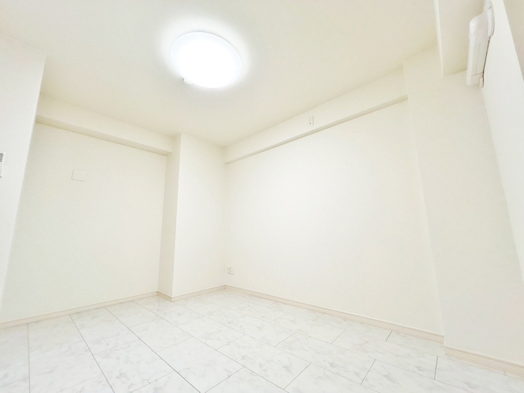 その他 清かで艶やかな時間をもたらしてくれる室内です。