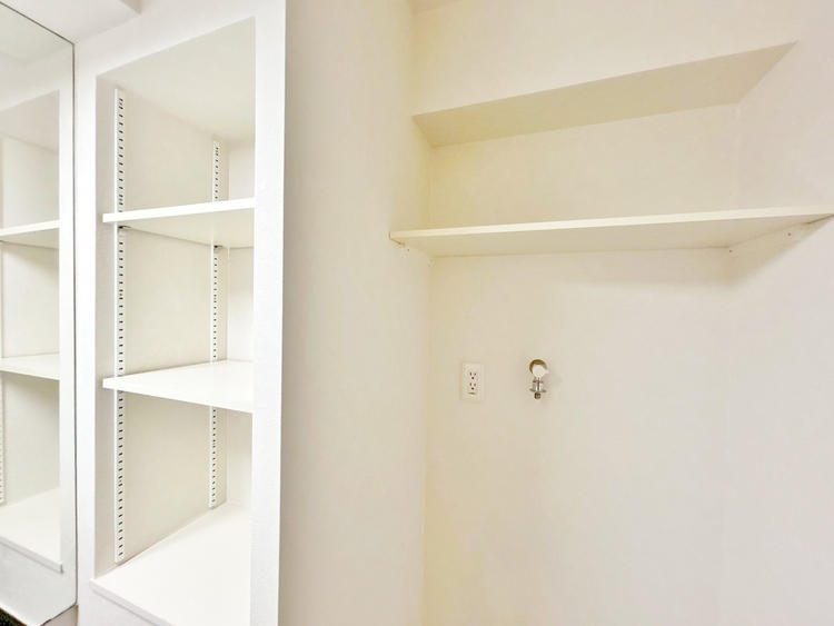 その他 家電やスーツケース、ストック品など何でも片付く嬉しい空間です。