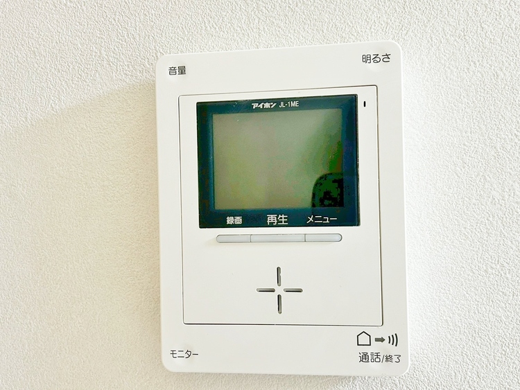 その他 誰が来てもわかる様にモニター付きインターホンを設置。