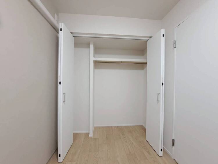 その他 収納スペースが付いていて、お部屋を広く使っていただけます。