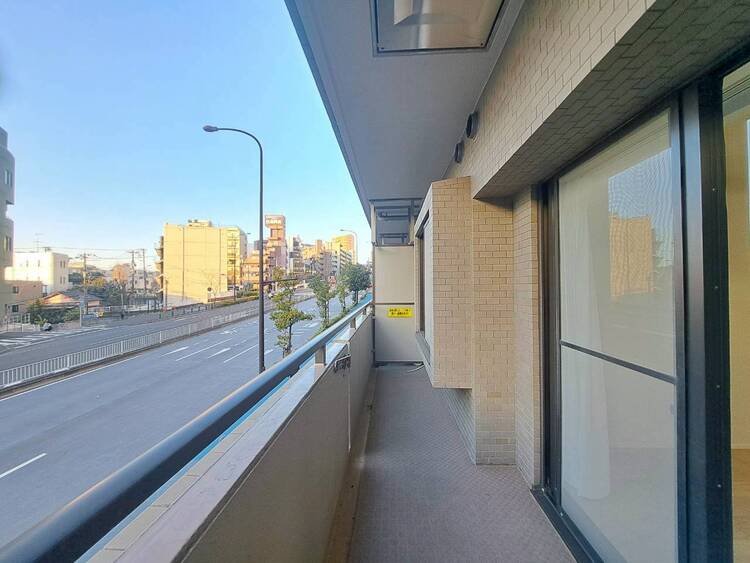 その他 朝の澄んだ空気や、夕方に吹く清々しい風を感じられるバルコニー。