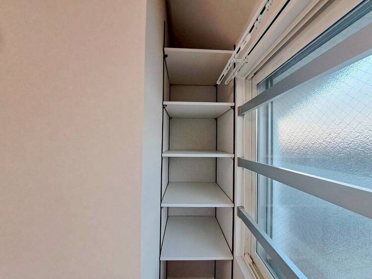 その他 収納スペースが付いていて、お部屋を広く使っていただけます。