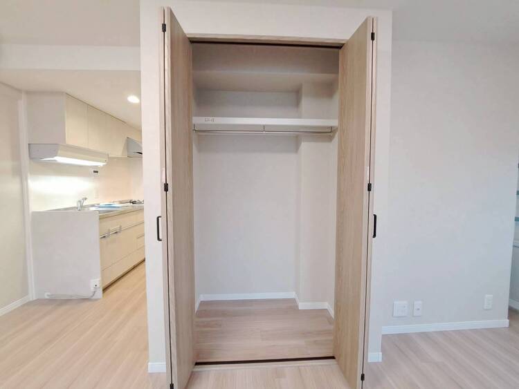 その他 家電やスーツケース、ストック品など何でも片付く嬉しい空間です。