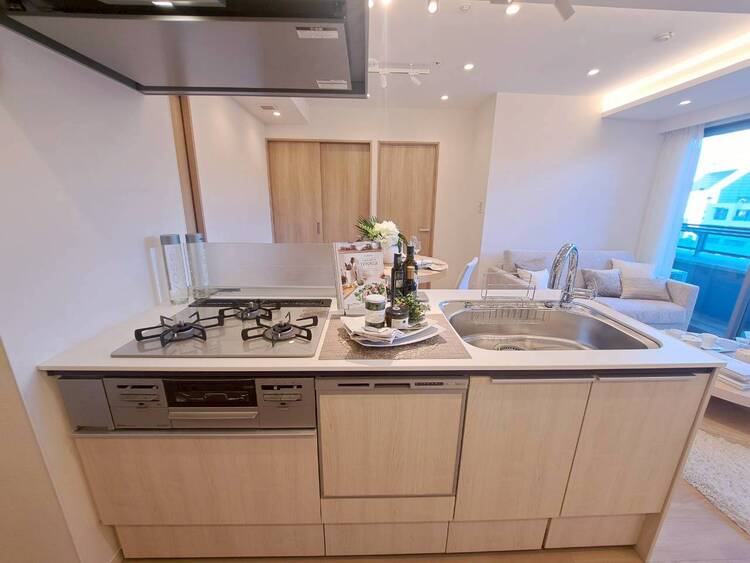 その他 開放感のあるキッチンスペース。調理をしながら、会話も弾みそうですね。