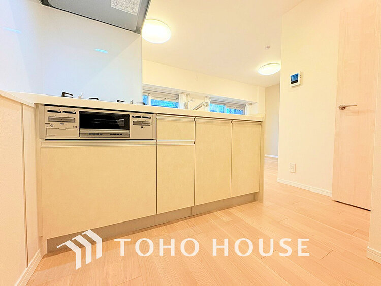 キッチン シンプルな部屋の雰囲気に溶け合うナチュラルキッチン