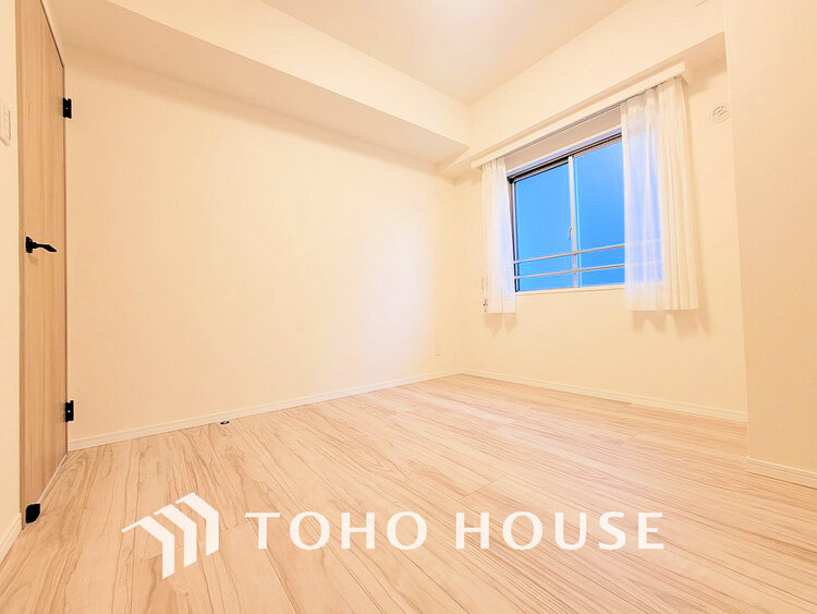 内装 シンプルですっきりとした室内は飽きのこない居心地の良い雰囲気