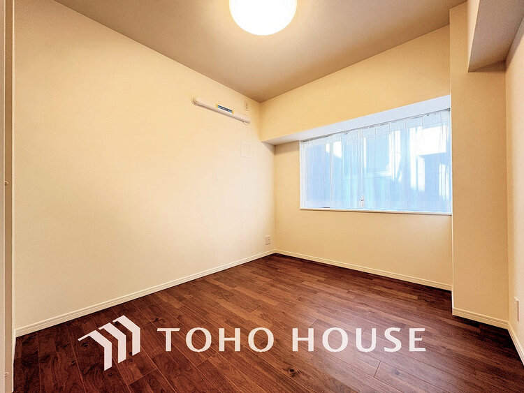 内装 1日の疲れを癒し、心地よく寛げるようゆったりとした広さをしています