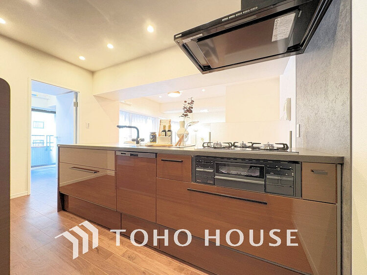 キッチン デザインと機能性を兼ね備えたシステムキッチン