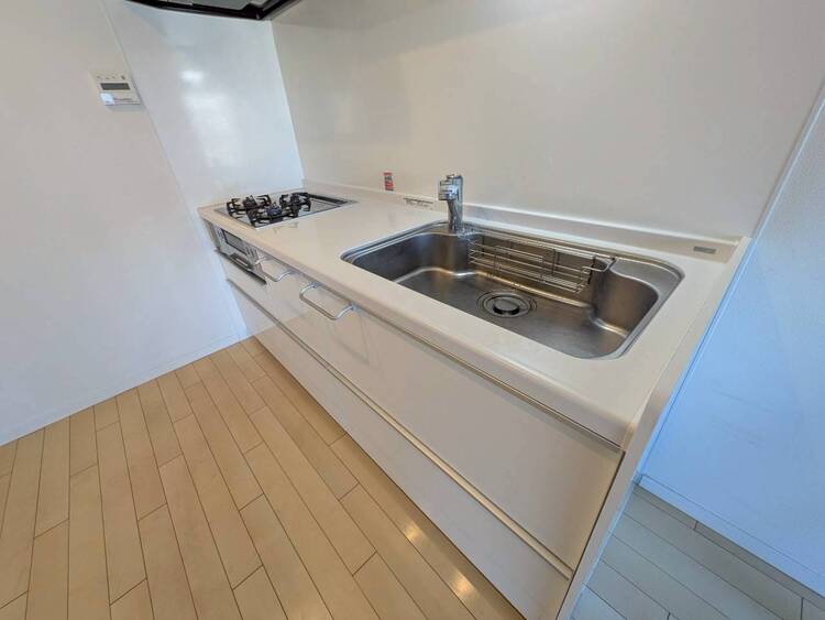 キッチン 使いやすくスタイリッシュなキッチン空間になっております。