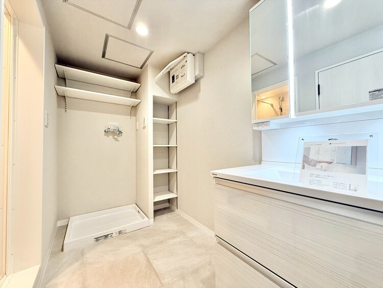 洗面 十分な広さの脱衣所。