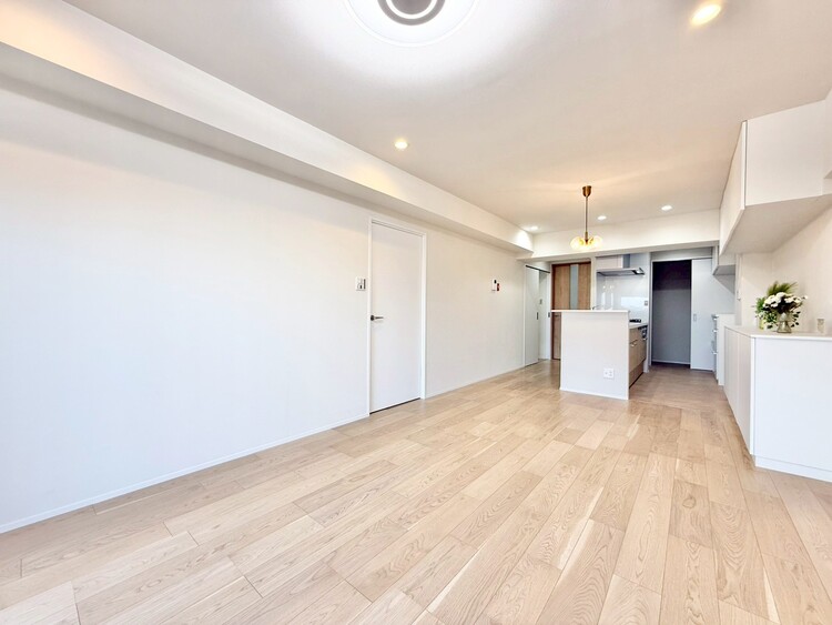 居間 充実した生活は伸びやかな居室空間から始まります。