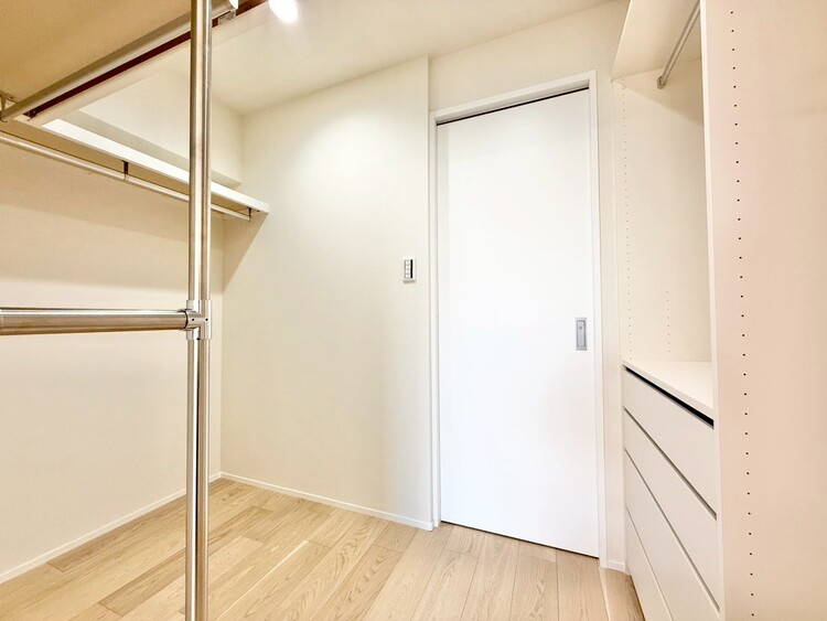 収納 収納スペースが付いていて、お部屋を広く使っていただけます。