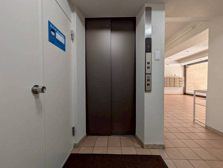 その他 エレベーター完備のため荷物が多くなっても安心。