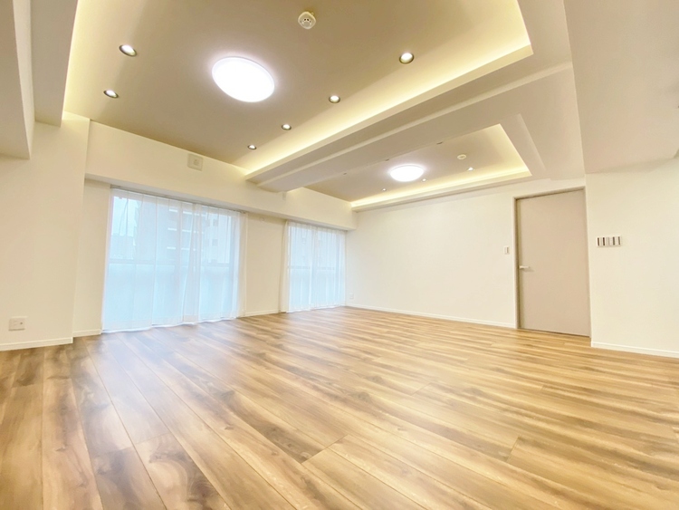 居間 充実した生活は伸びやかな居室空間から始まります。