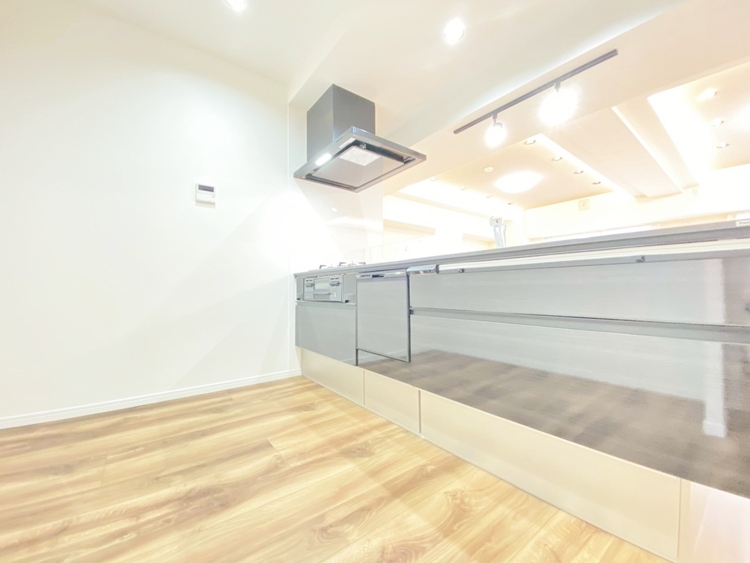 キッチン 開放感のあるキッチンスペース。調理をしながら、会話も弾みそうですね。