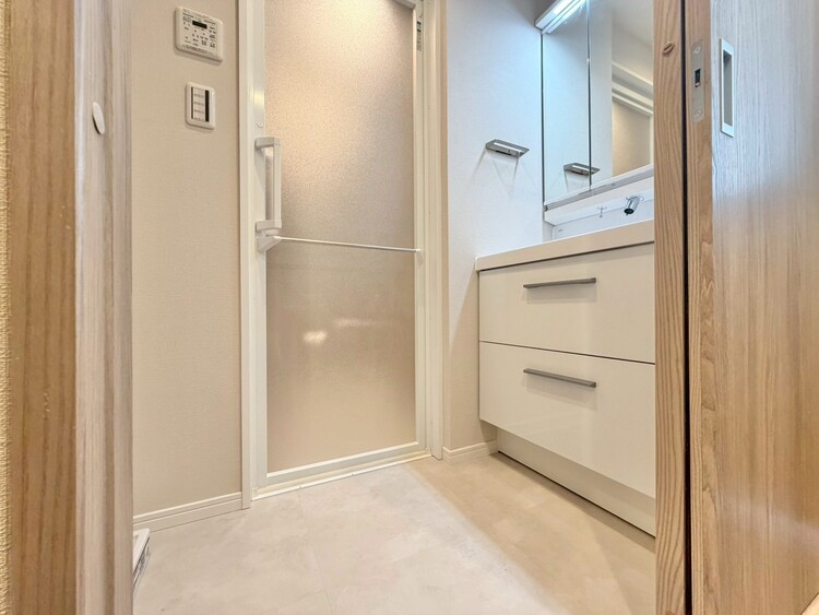 洗面 十分な広さの脱衣所。