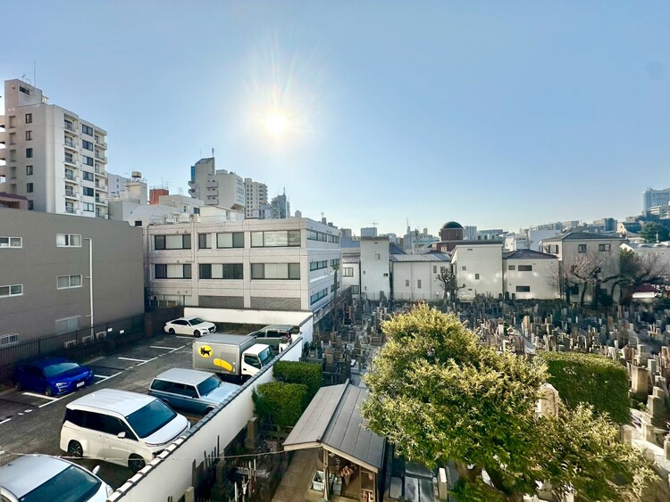 その他 眺望や窓からの景色が良いと、家で過ごす時間も快適です。