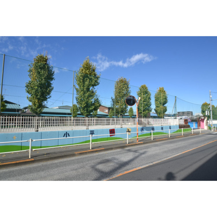 周辺 なみき幼稚園(約350m)