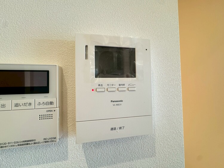 その他 誰が来てもわかる様にモニター付きインターホンを設置。