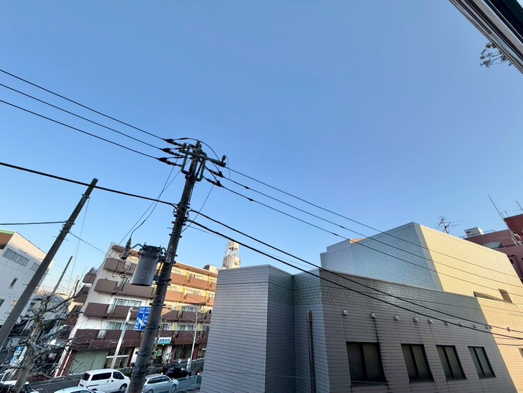 バルコニー 陽当たり・通風・開放感に恵まれた環境です。