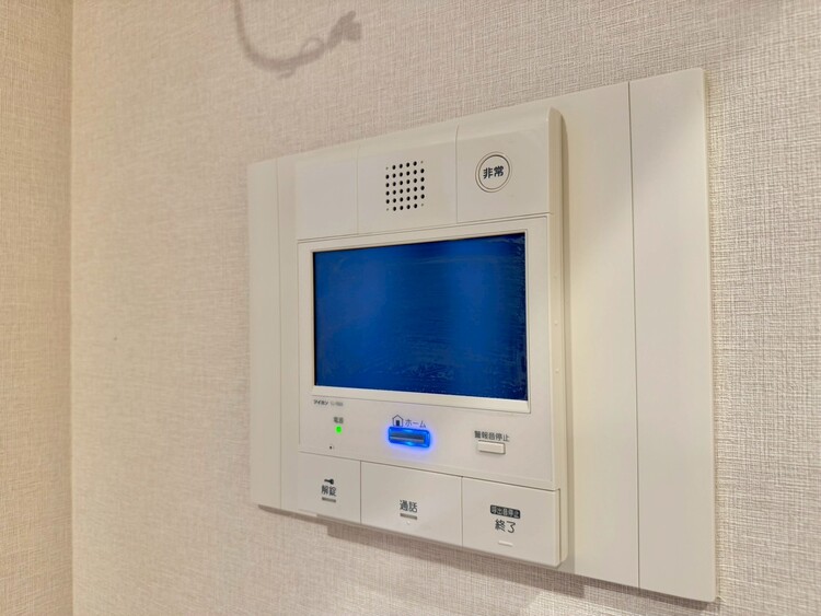 その他 誰が来てもわかる様にモニター付きインターホンを設置。
