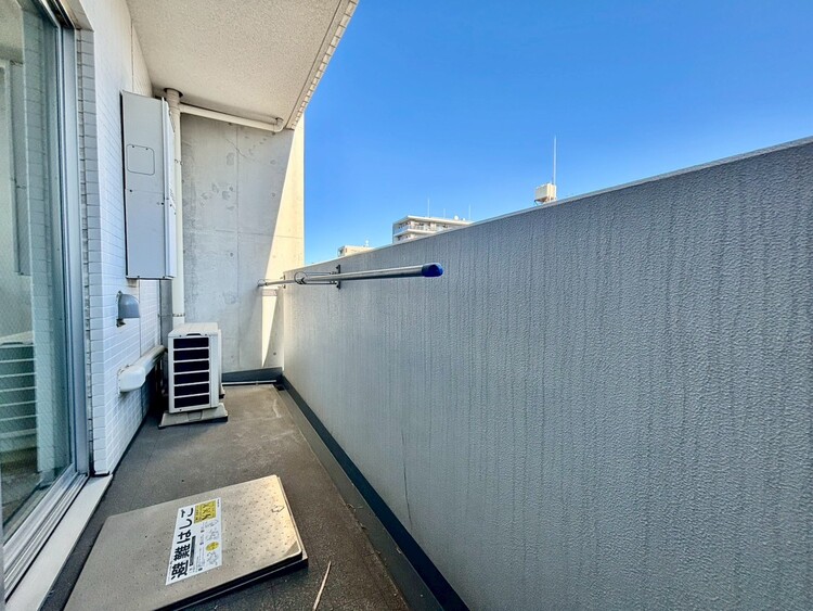 その他 朝の澄んだ空気や、夕方に吹く清々しい風を感じられるバルコニー。