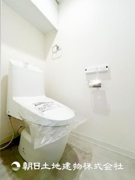 トイレ 【トイレ】大切な1人時間。寛ぎだけではない、快適な生活を送る為に必要なもの。毎日使う場所だから、より快適な空間に仕上げられています。