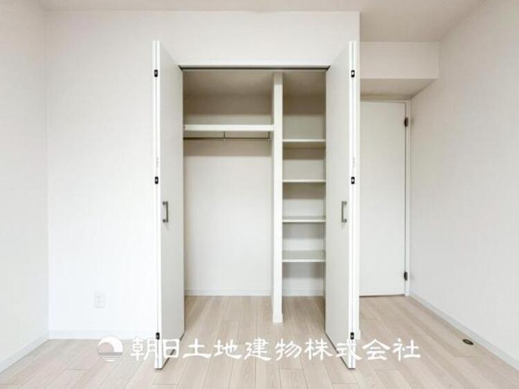 収納 【収納】スペースを活かした便利な隙間収納です。