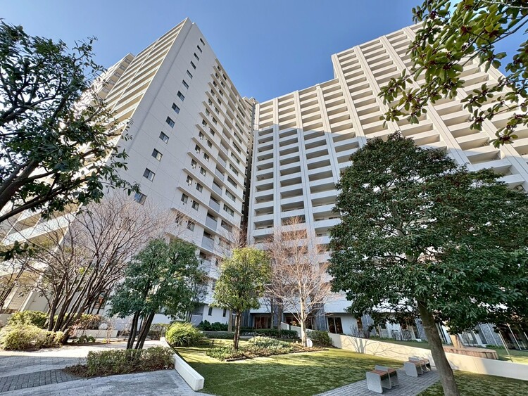 外観 現地に足をお運びいただいた際には、周辺散策などをお勧めいたします。