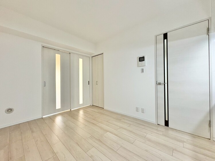 居間 快適に過ごす毎日を求めて、暮らしの中でご自身の「マイホーム」に創り上げてください。