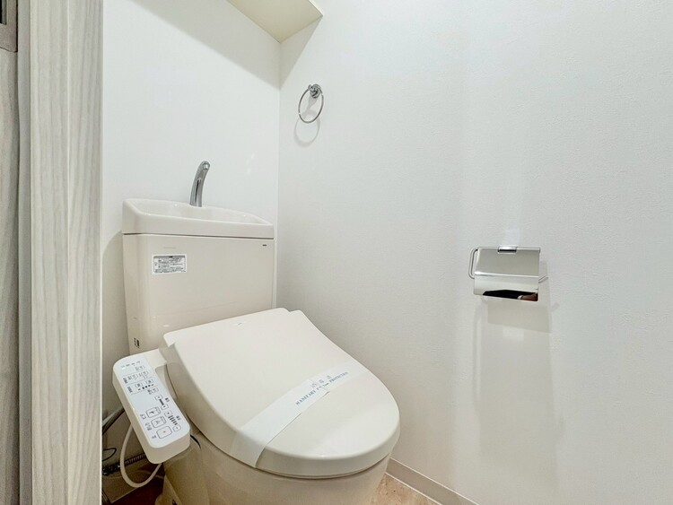 トイレ 暮らしの中のさりげないひとときの快適さにも、こだわりを、持って設備を配しております。