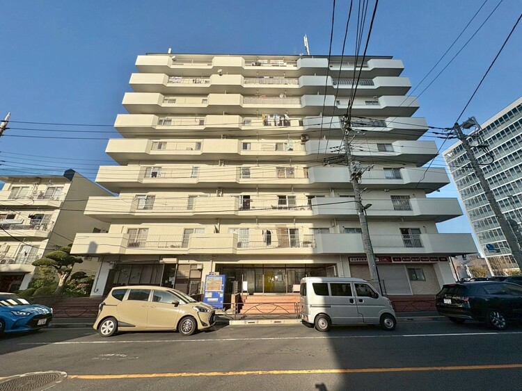 外観 資料には掲載していない情報が、現地にはたくさんあります。是非一度、現地をご確認ください。