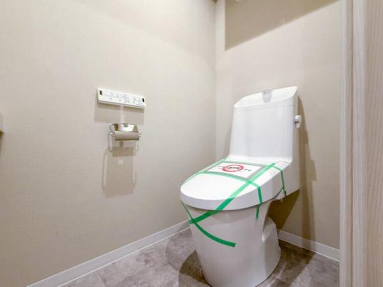 トイレ 清潔感のあるシンプルで使いやすいトイレです。