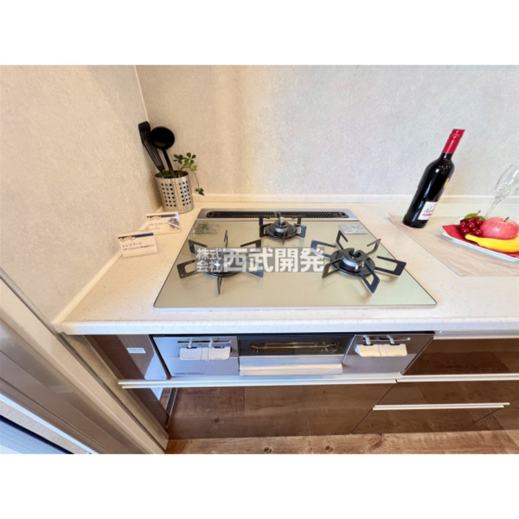 設備 グリル付き３口ガスコンロ