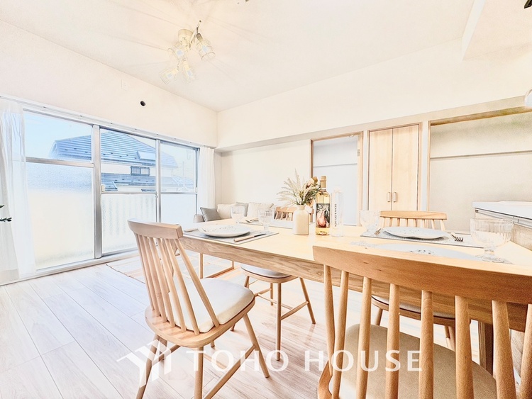 内装 【LIVING】◆家族◆愛する家族を一目で見渡せる。家族が集う空間。永遠に続く幸せな毎日を、ここで。