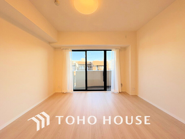 内装 家族みんなが爽やかに過ごせるように、光をたっぷり取り込んだLDK