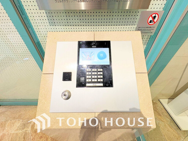 エントランス エントランスはオートロック完備で安心のセキュリティ性