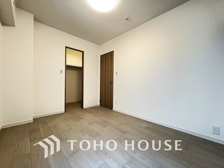 内装 1日の疲れを癒し、心地よく寛げるようゆったりとした広さをしています