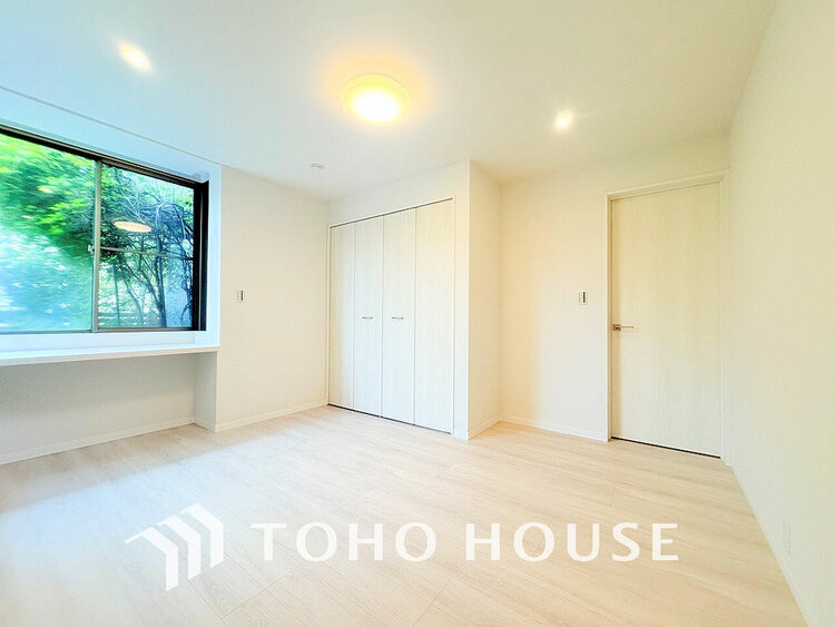 内装 シンプルですっきりとした室内は飽きのこない居心地の良い雰囲気